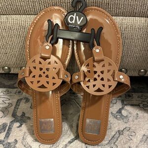 Brand New DV by Dolce Vita Women's Gotie Flat Sandals Size 10
